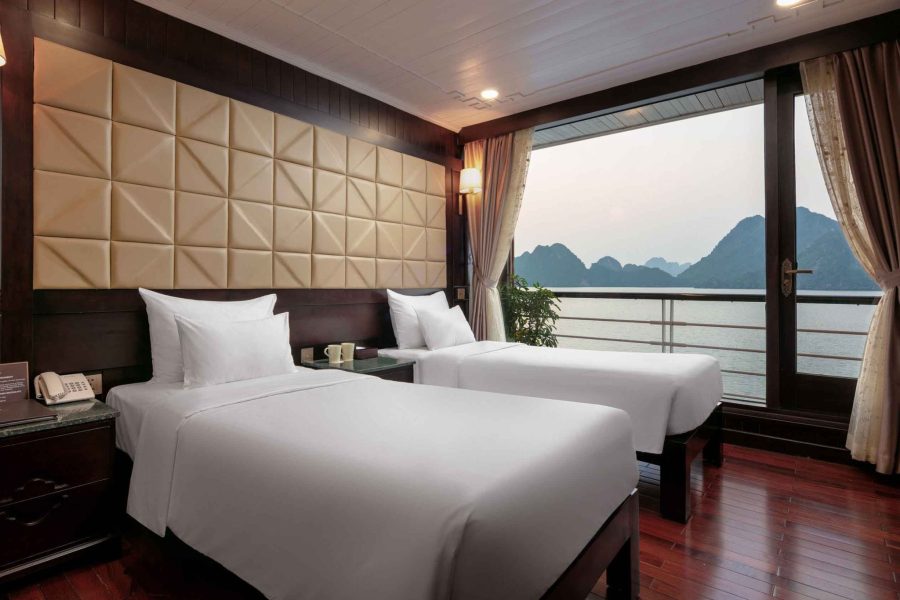 Tour du thuyền Hạ Long Mila Lux Cruise 4 sao