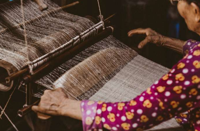 Đôi nét về nghề dệt lanh truyền thống ở Lùng Tám Hà Giang
