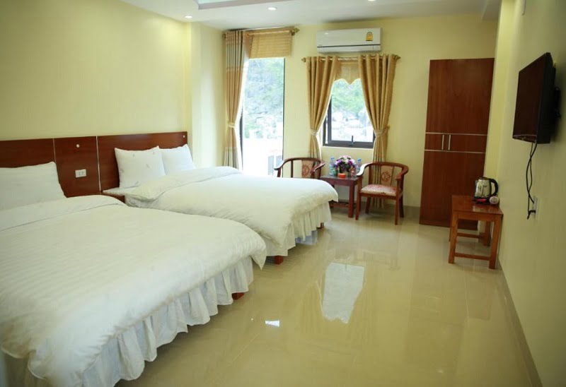 Khách sạn Tam Giác Mạch