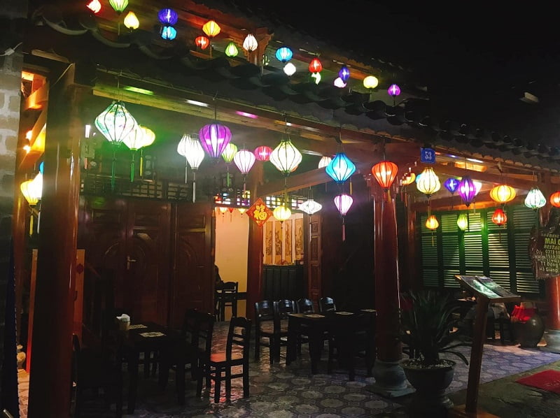 Quán cà phê phố cổ Đồng Văn