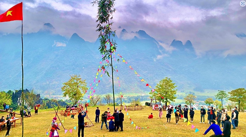 Lễ hội Gầu Tào đóng vai trò quan trọng trong đời sống văn hóa của người dân Hà Giang