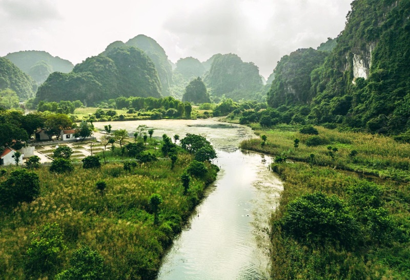 Tràng An là một địa điểm du xuân đầu năm gần Hà Nội hấp dẫn