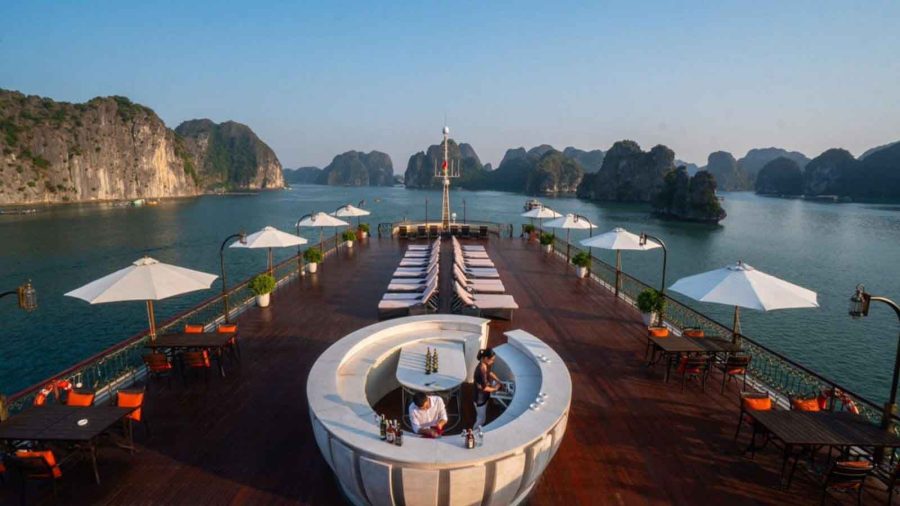 Du thuyền Indochine Cruise Lan Hạ 2 ngày 1 đêm